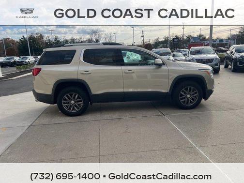 2017 GMC Acadia SLT-1