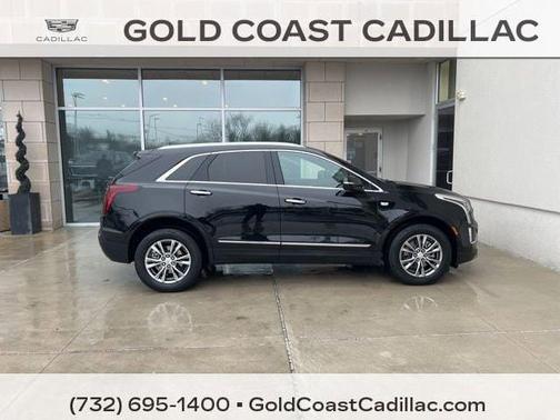 Stellar Black Metallic 2022 Cadillac XT5 Premium Luxury