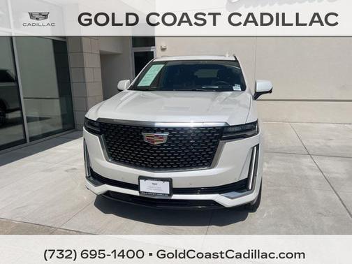 2022 Cadillac Escalade ESV Premium Luxury