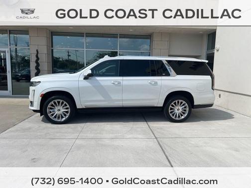 2022 Cadillac Escalade ESV Premium Luxury