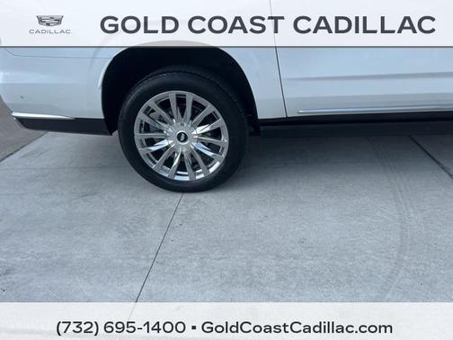 2022 Cadillac Escalade ESV Premium Luxury