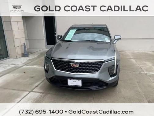 2024 Cadillac XT4 Luxury