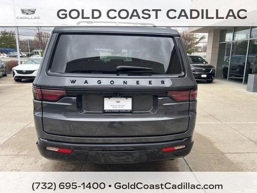 Baltic Gray Metallic Clearcoat 2023 Jeep Wagoneer Series II Carbide 4x4