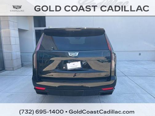2022 Cadillac Escalade Sport Platinum