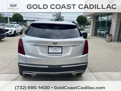 Radiant Silver Metallic 2020 Cadillac XT5 Premium Luxury