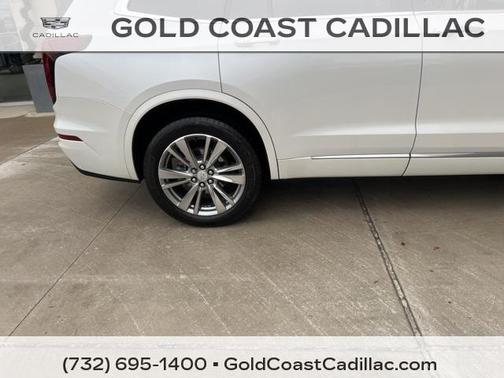 2022 Cadillac XT6 Premium Luxury AWD