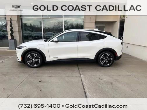 2022 Ford Mustang Mach-E Select