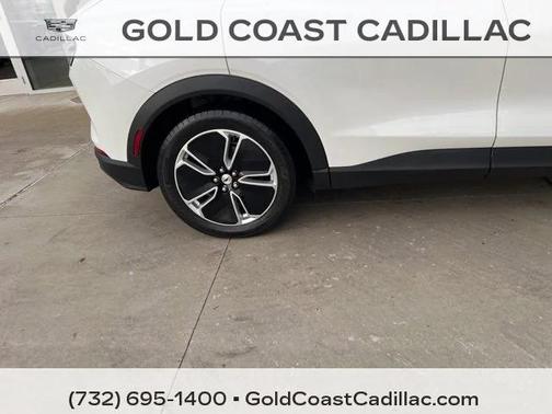 2022 Ford Mustang Mach-E Select