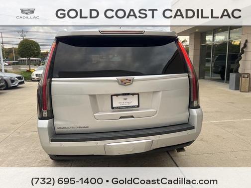 2020 Cadillac Escalade Luxury