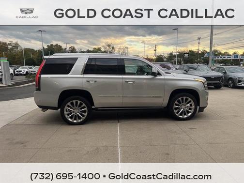 2020 Cadillac Escalade Luxury