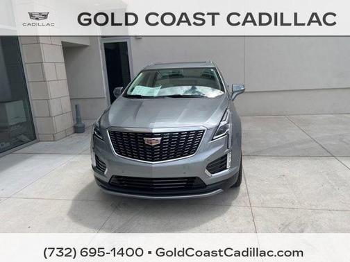 Argent Silver Metallic 2024 Cadillac XT5 Premium Luxury