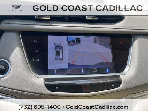 Argent Silver Metallic 2023 Cadillac XT5 Premium Luxury