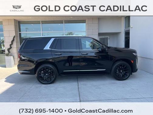 2022 Cadillac Escalade Luxury