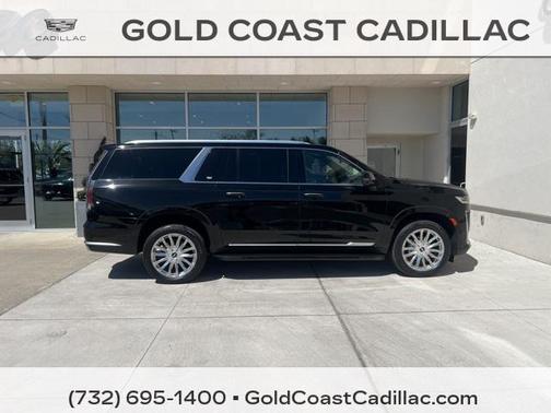 2022 Cadillac Escalade ESV Premium Luxury