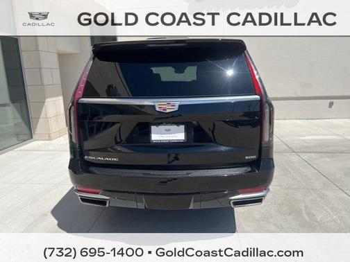 2022 Cadillac Escalade ESV Premium Luxury