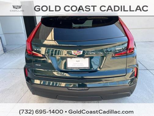2024 Cadillac XT4 Luxury