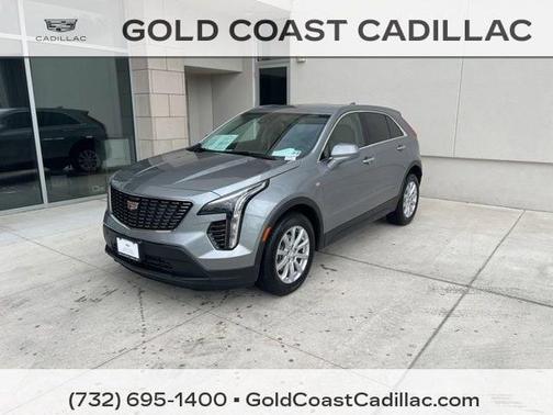 Argent Silver Metallic 2023 Cadillac XT4 Luxury