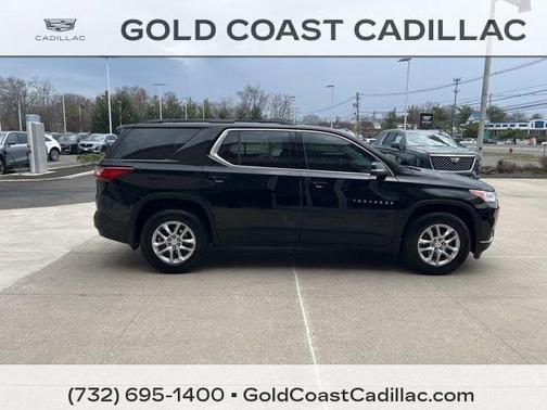 Mosaic Black Metallic 2021 Chevrolet Traverse LT Leather