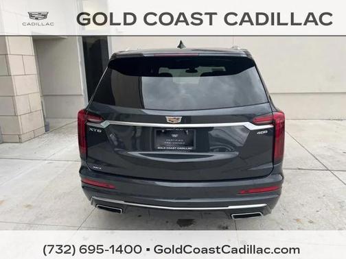 2022 Cadillac XT6 Premium Luxury AWD