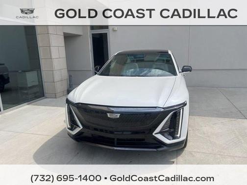 Crystal White Tricoat 2024 Cadillac LYRIQ Sport
