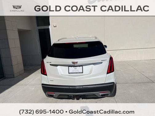 2022 Cadillac XT5 Premium Luxury