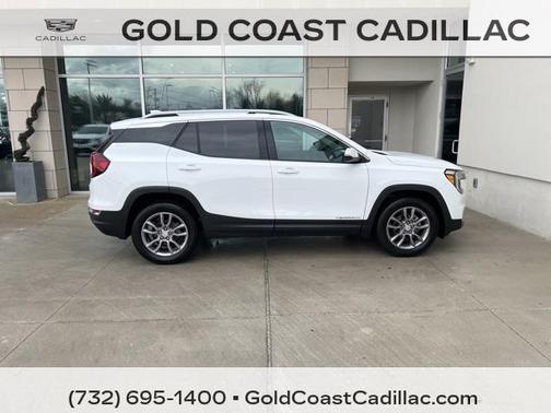 2023 GMC Terrain SLT