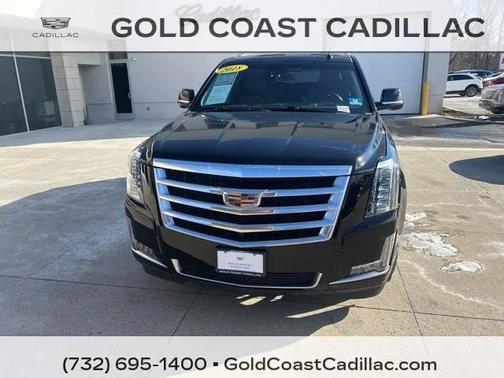 2018 Cadillac Escalade Luxury
