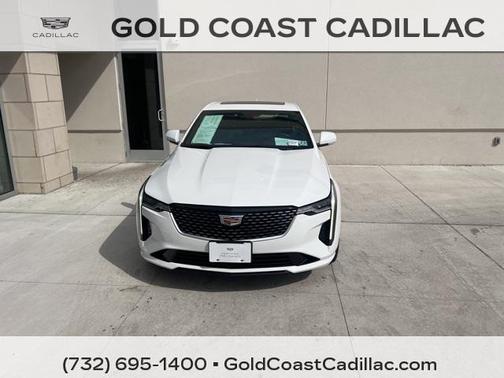 2022 Cadillac CT4 Luxury