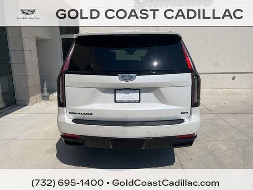 Crystal White Tricoat 2024 Cadillac Escalade Sport