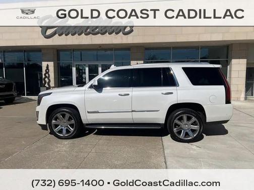 2017 Cadillac Escalade Luxury
