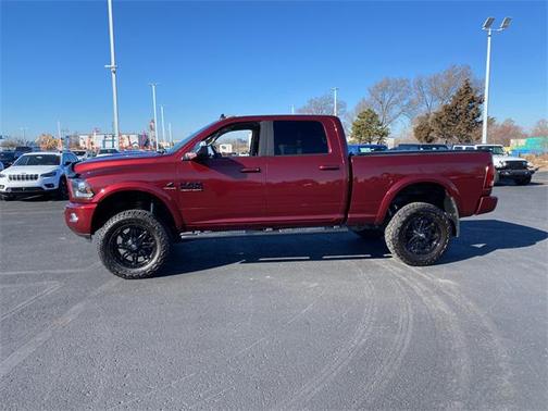 2018 RAM 2500 Laramie Crew Cab 4x4 6'4' Box