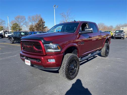 2018 RAM 2500 Laramie Crew Cab 4x4 6'4' Box