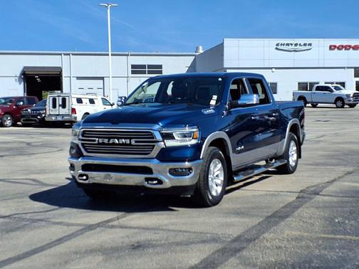 Patriot Blue Pearlcoat 2019 RAM 1500 Laramie