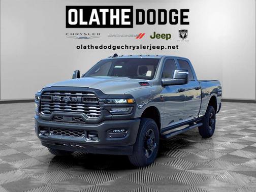 Ceramic Gray Clearcoat 2026 RAM 2500 Tradesman Crew Cab 4x4 6'4' Box