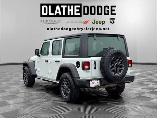 Bright White Clearcoat 2024 Jeep Wrangler Sport S