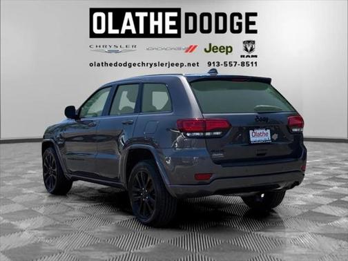 2017 Jeep Grand Cherokee Altitude