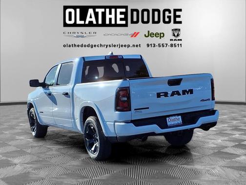 Bright White Clearcoat 2026 RAM 1500 Big Horn/Lone Star