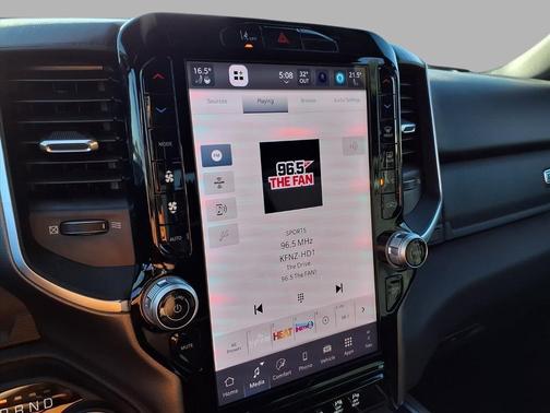 Bright White Clearcoat 2026 RAM 1500 Big Horn/Lone Star