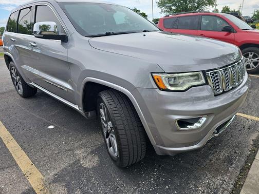 Billet Silver Metallic Clearcoat 2018 Jeep Grand Cherokee Overland