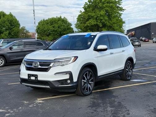 2021 Honda Pilot Touring 8-Passenger