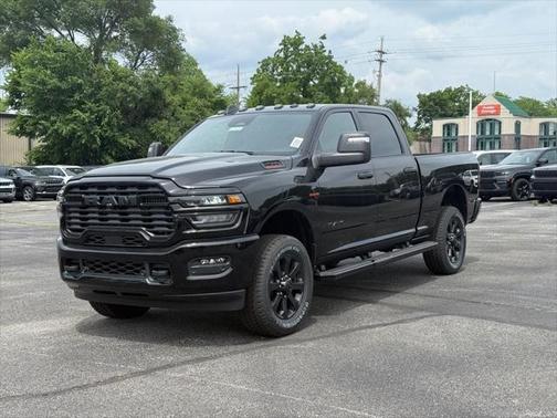 2025 RAM 2500 Big Horn Crew Cab 4x4 6'4' Box