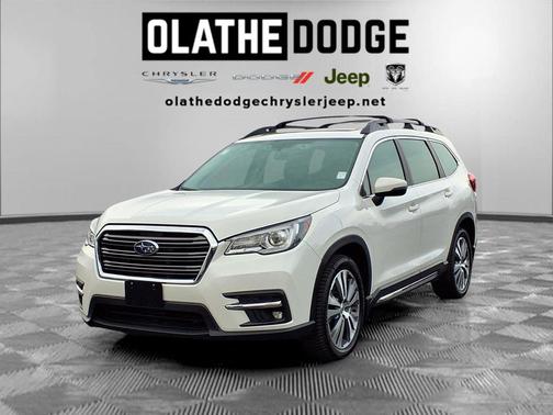 Crystal White Pearl 2021 Subaru Ascent Limited 7-Passenger