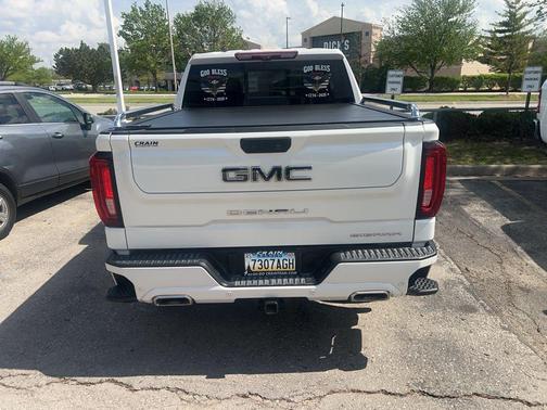 White Frost Tricoat 2025 GMC Sierra 1500 Denali Ultimate