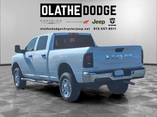 2025 RAM 2500 Tradesman Crew Cab 4x4 6'4' Box