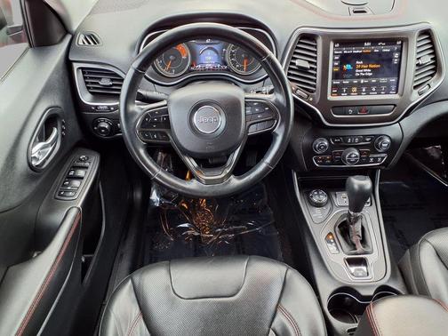 Firecracker Red Clearcoat 2019 Jeep Cherokee Trailhawk Elite