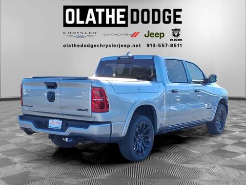 Billet Silver Metallic Clearcoat 2026 RAM 1500 Limited