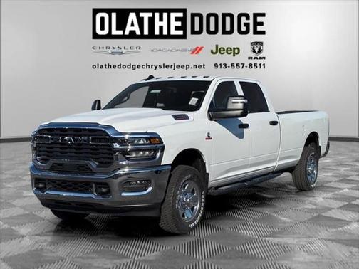 2025 RAM 2500 Tradesman Crew Cab 4x4 8' Box