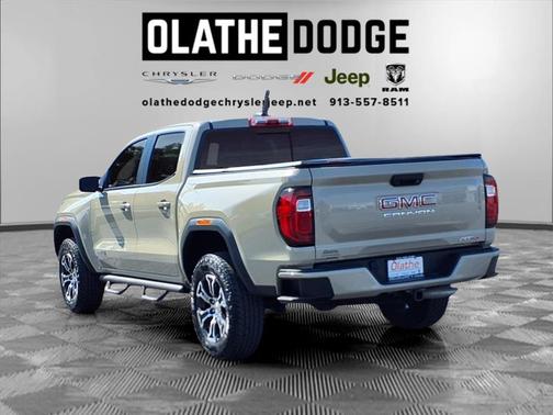 2024 GMC Canyon AT4