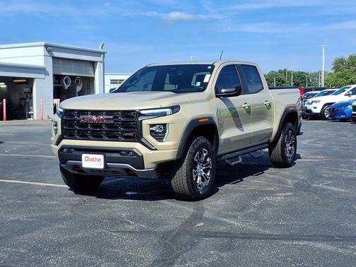 2024 GMC Canyon AT4