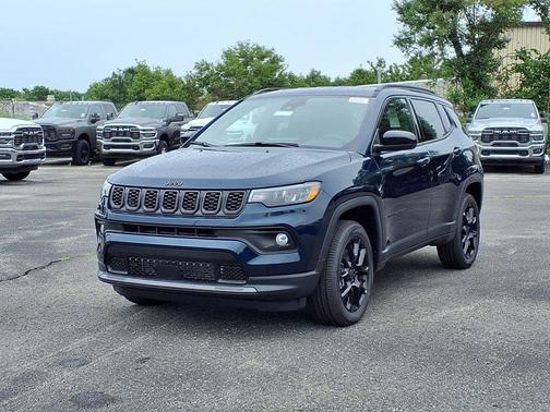 Fathom Blue Pearl Coat 2026 Jeep Compass Latitude